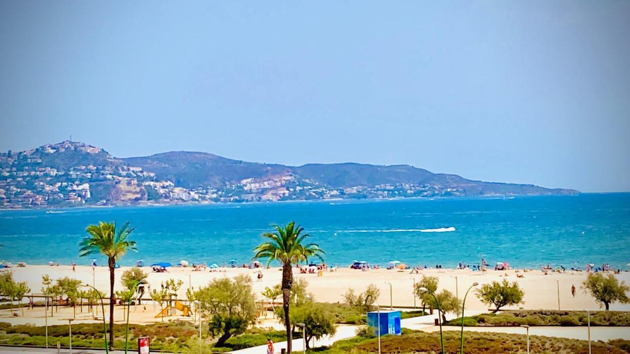 Face A La Mer - Vue Epique, Climatisation, Wifi, Draps Inclus Empuriabrava Exterior photo